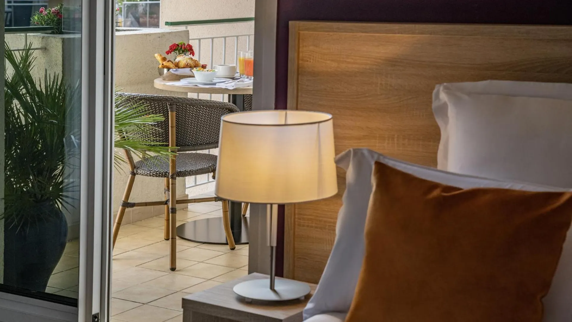 Hotel Amarante Cannes 4*,  France