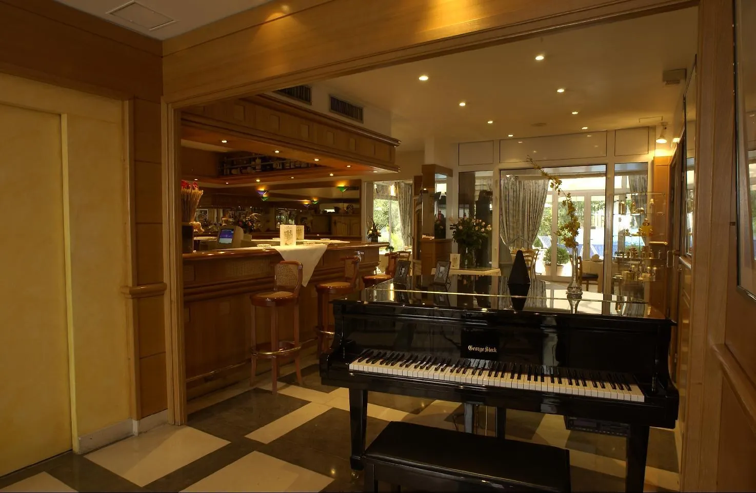 Amarante Cannes Hotel