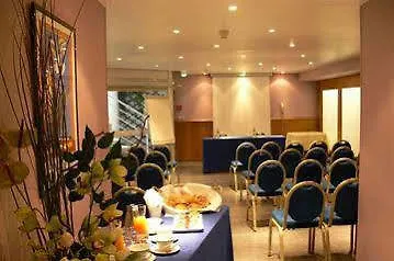 **** Hotel Amarante Cannes Francia