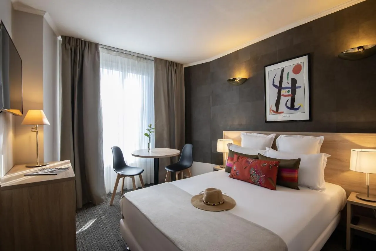 Hotel Amarante Cannes 4*,  France